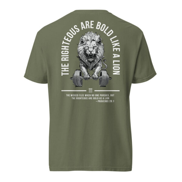 Bold as a lion shirt in moss